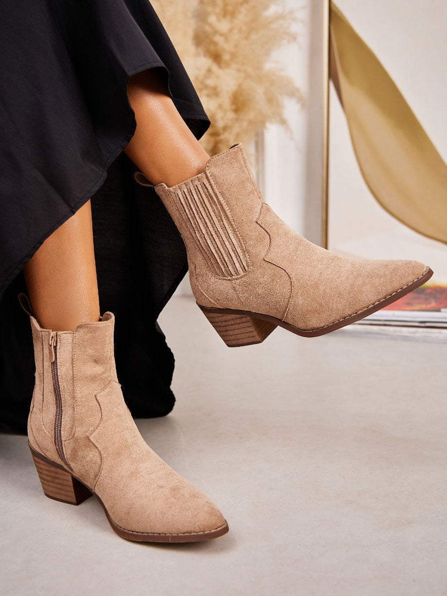 Laika - Korta cowboystövlar med liten klack